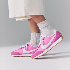 Nike pacific women’s sneakers-pink